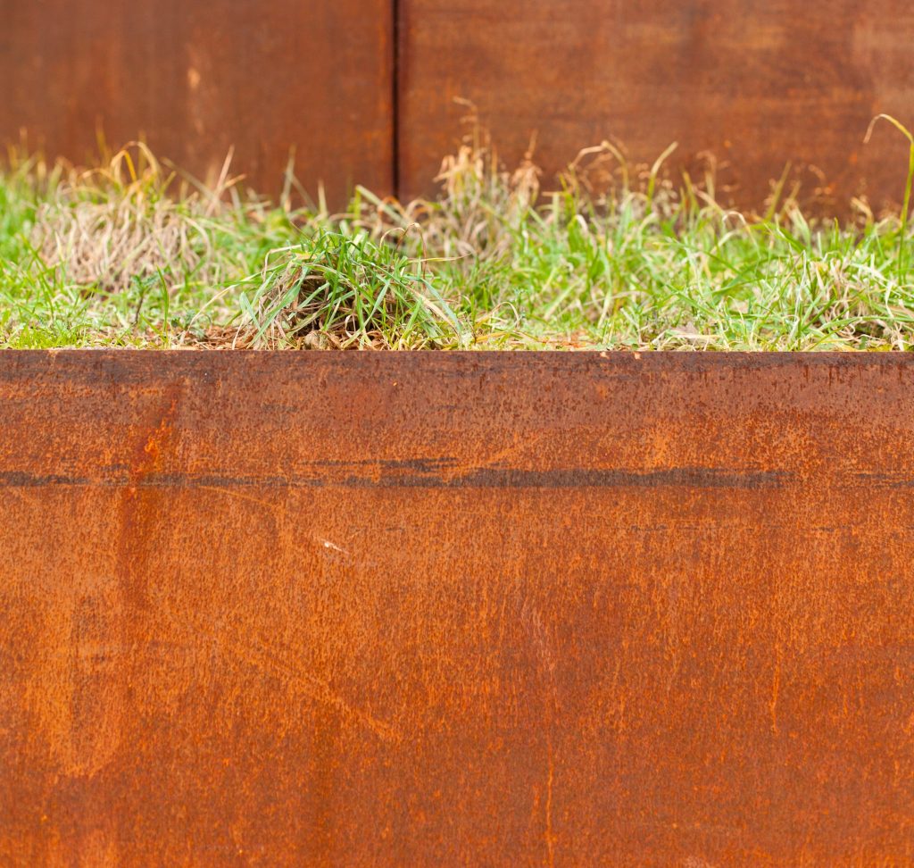 Corten and mild steel rusty appearance